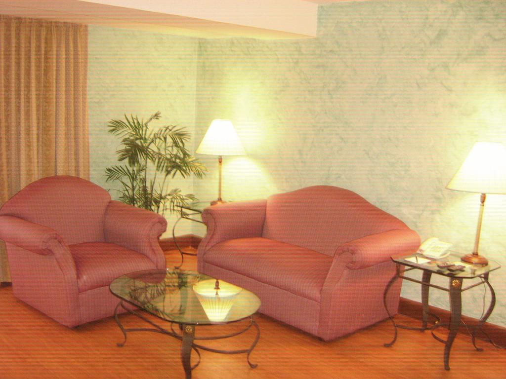Atrium Hotel Pasay Oda fotoğraf