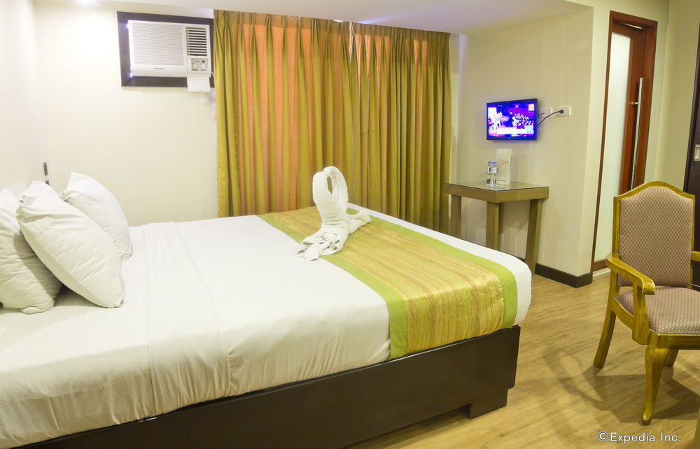 Atrium Hotel Pasay Dış mekan fotoğraf